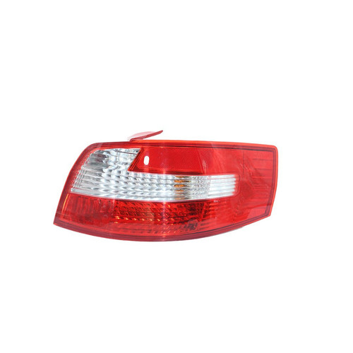 چراغ خطر عقب راست کروز پلاس کد 50210302 مناسب برای رانا